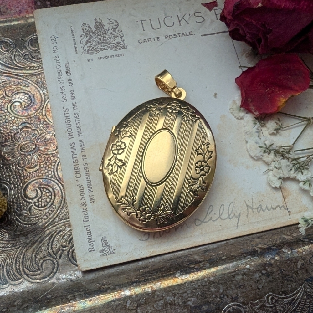 Goldtone Floral Photo Locket Pendant
